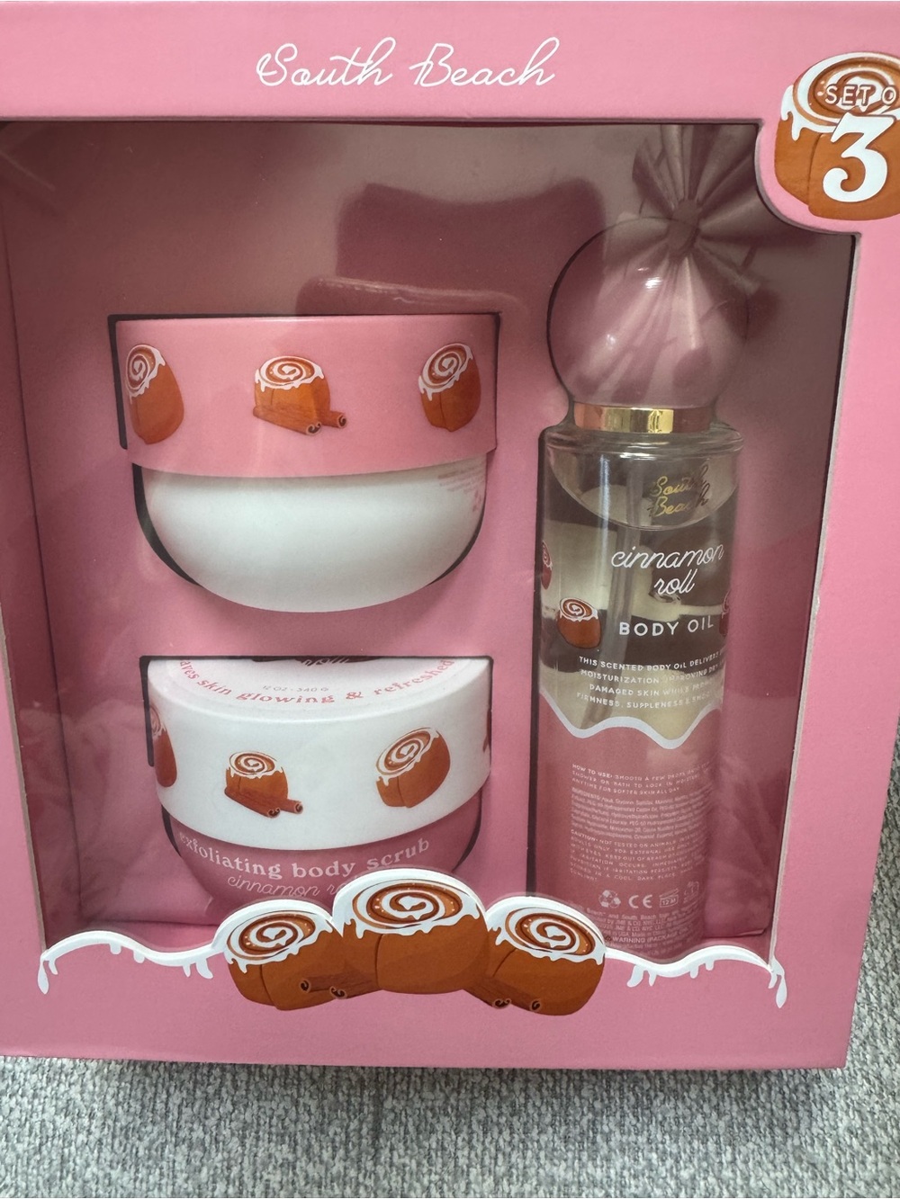 South Beach Cinnamon Roll Exfoliating Set - Pink